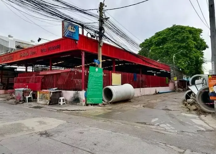 205 Budget Wi-fi Utilities Bangkoks Center Bangkok